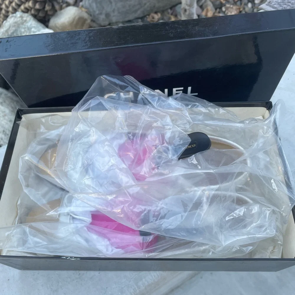 Chanel Shoes - Picture 5 of 14